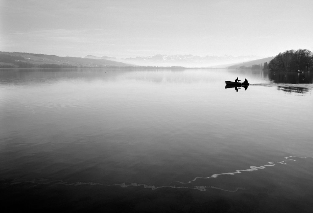 Lake-Halwil-boat.jpg